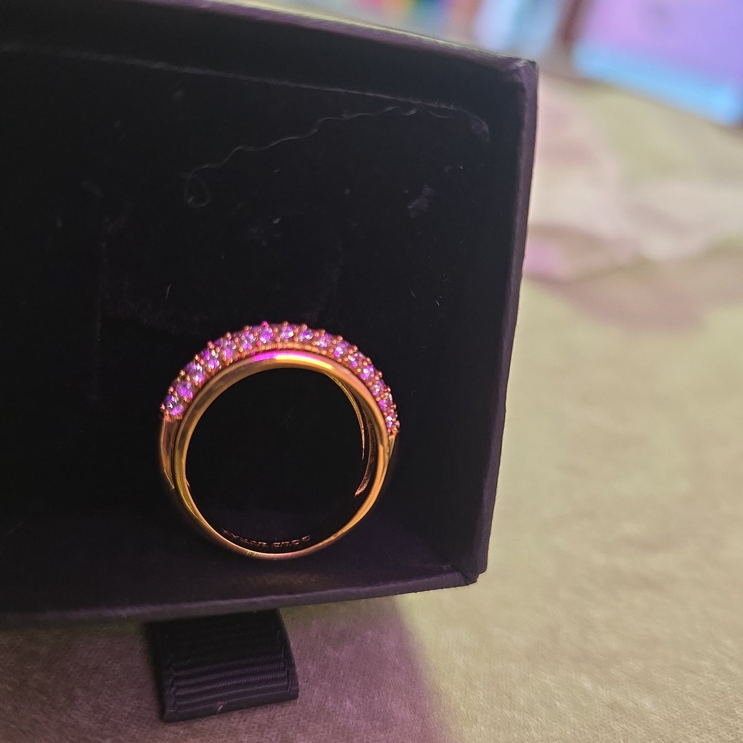 18ct plated diamanté & gold ring
