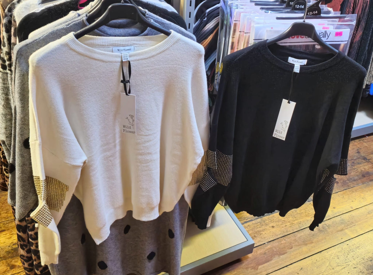 Gold studded elbow .