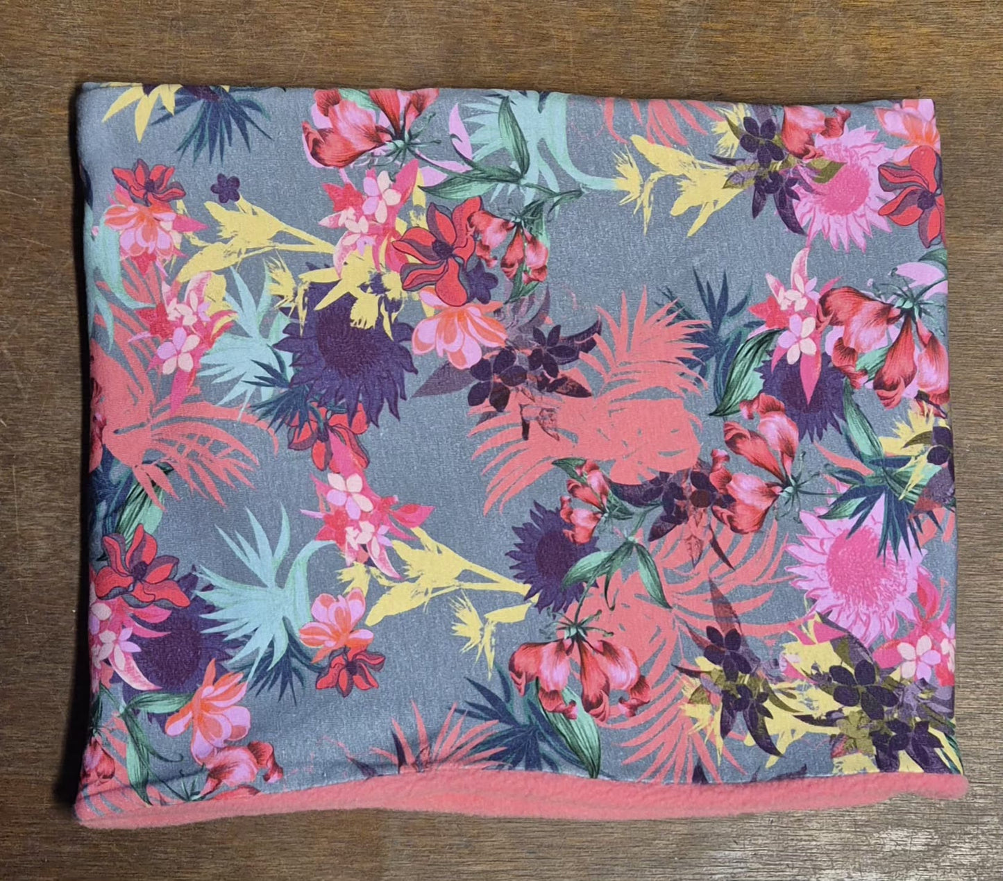 Floral pink snood