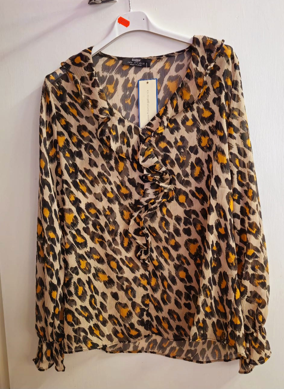 8/12 leopard blouse