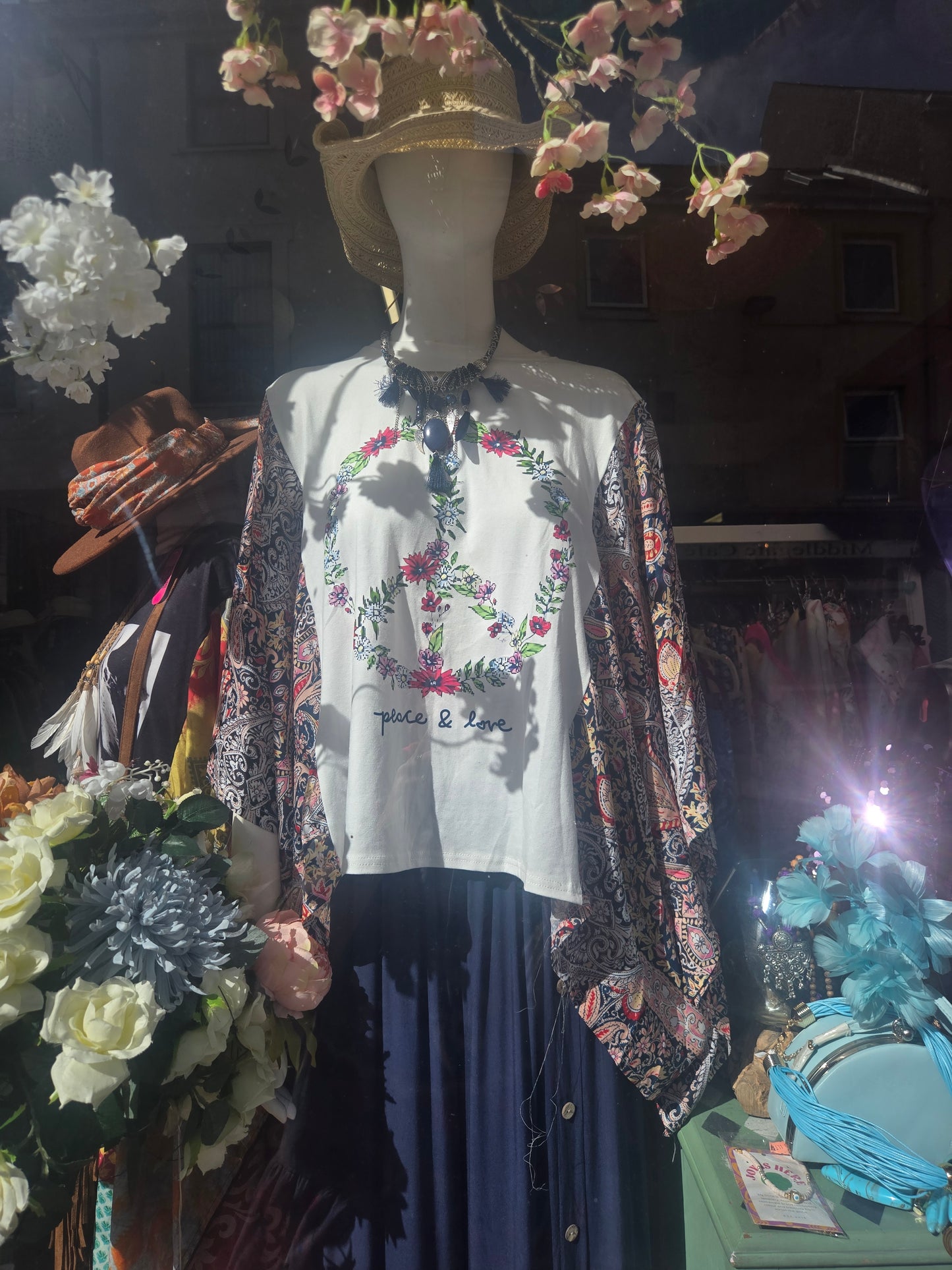 Love & peace unique top