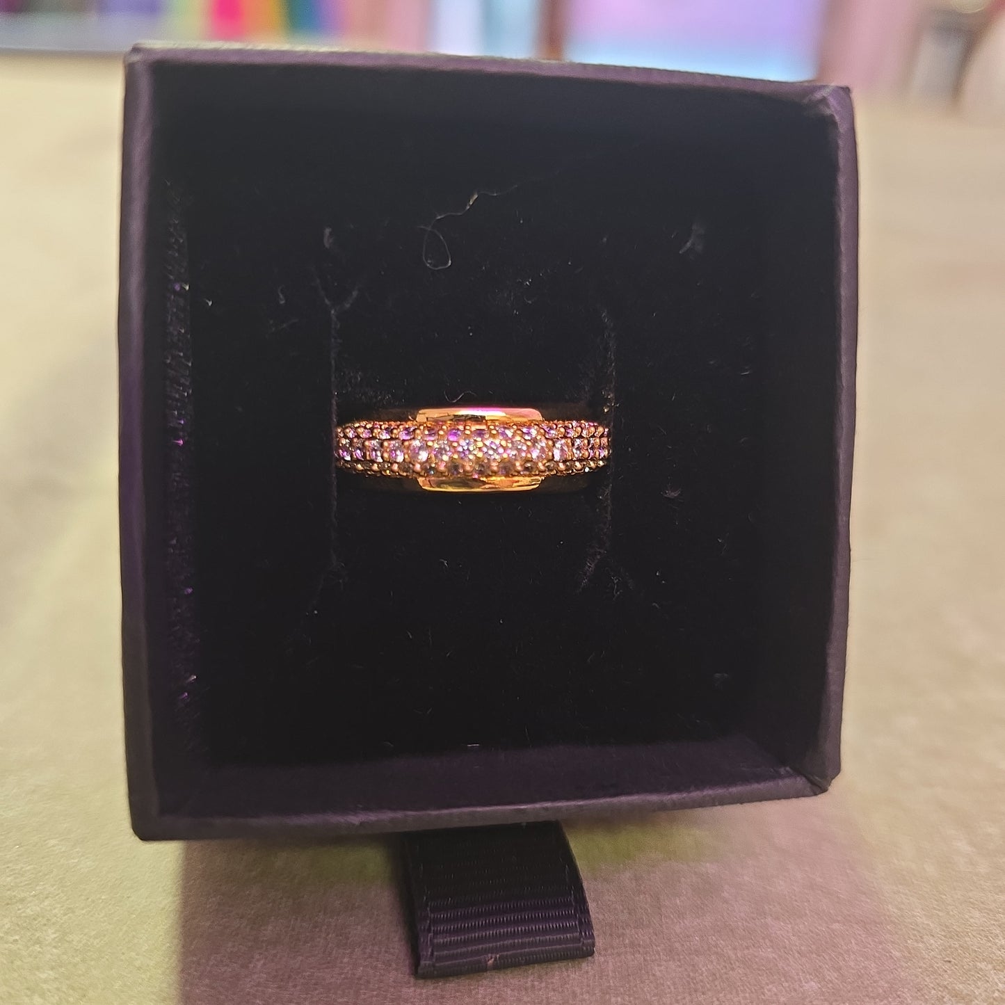18ct plated diamanté & gold ring