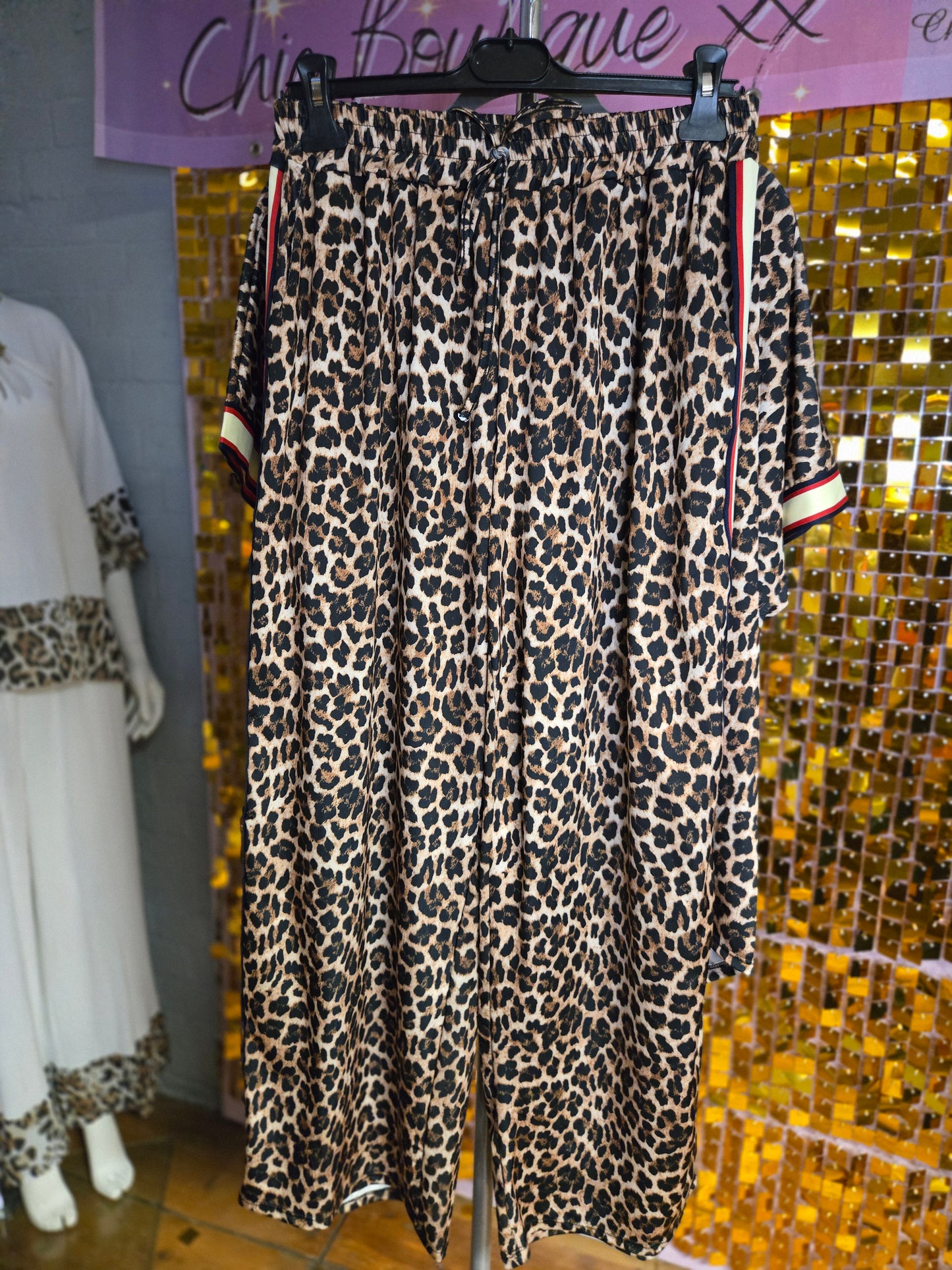 New leopard print 2 piece trouser set