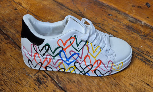 Graffiti Heart Trainer