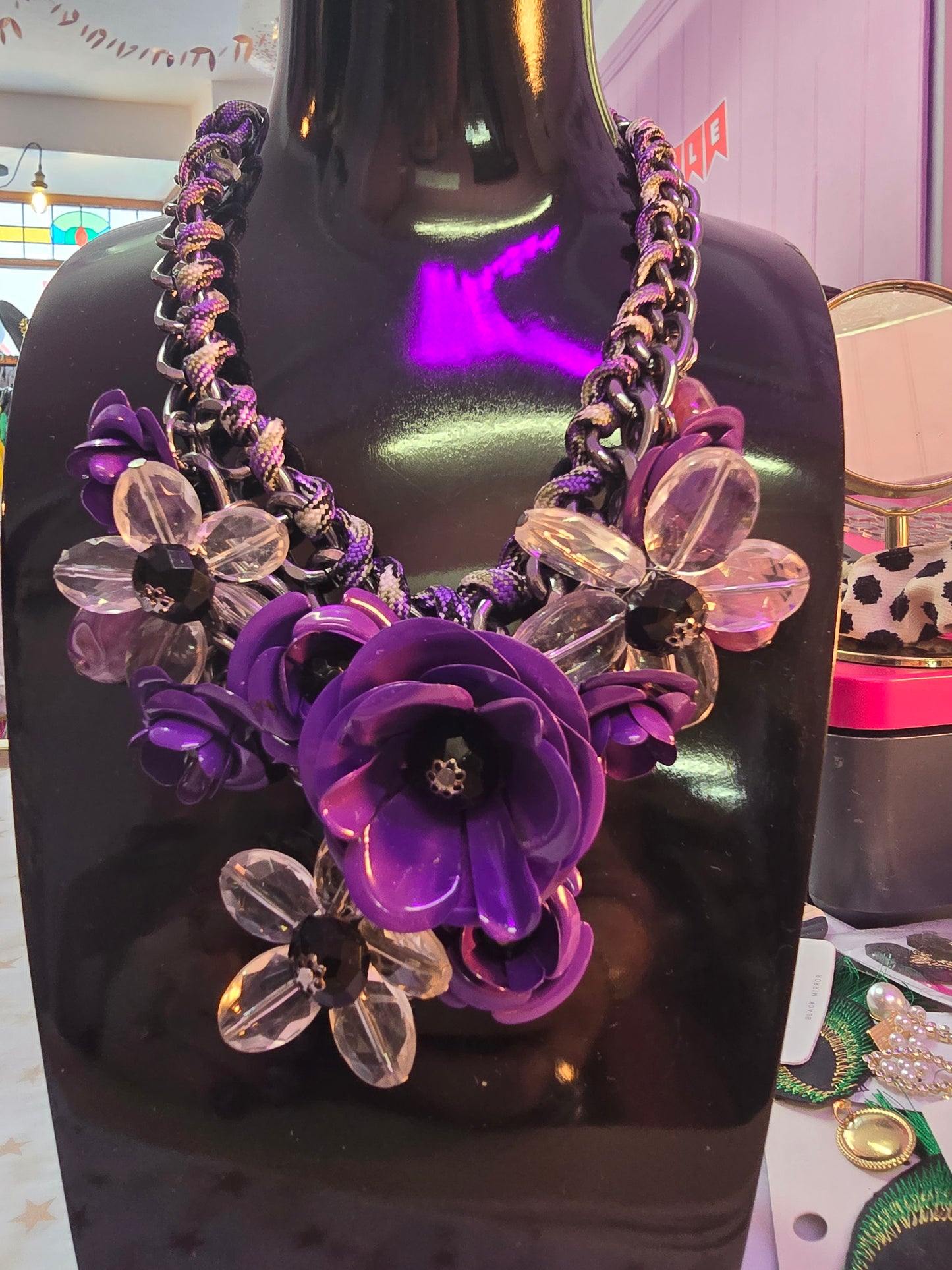 Purple flower necklace 💜