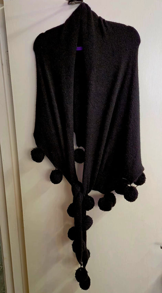 Black onesize shawl