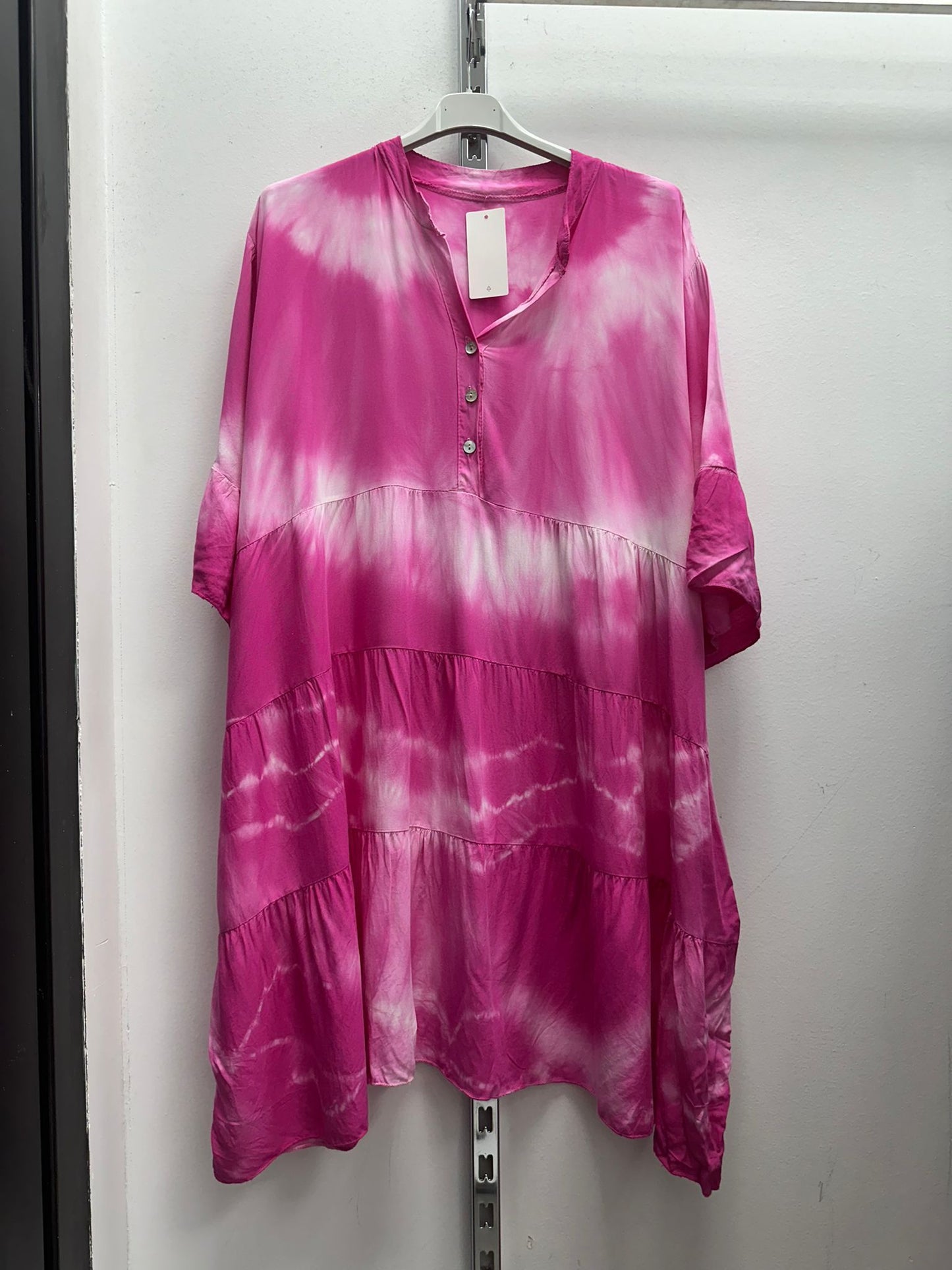 Queen tiedye tunic