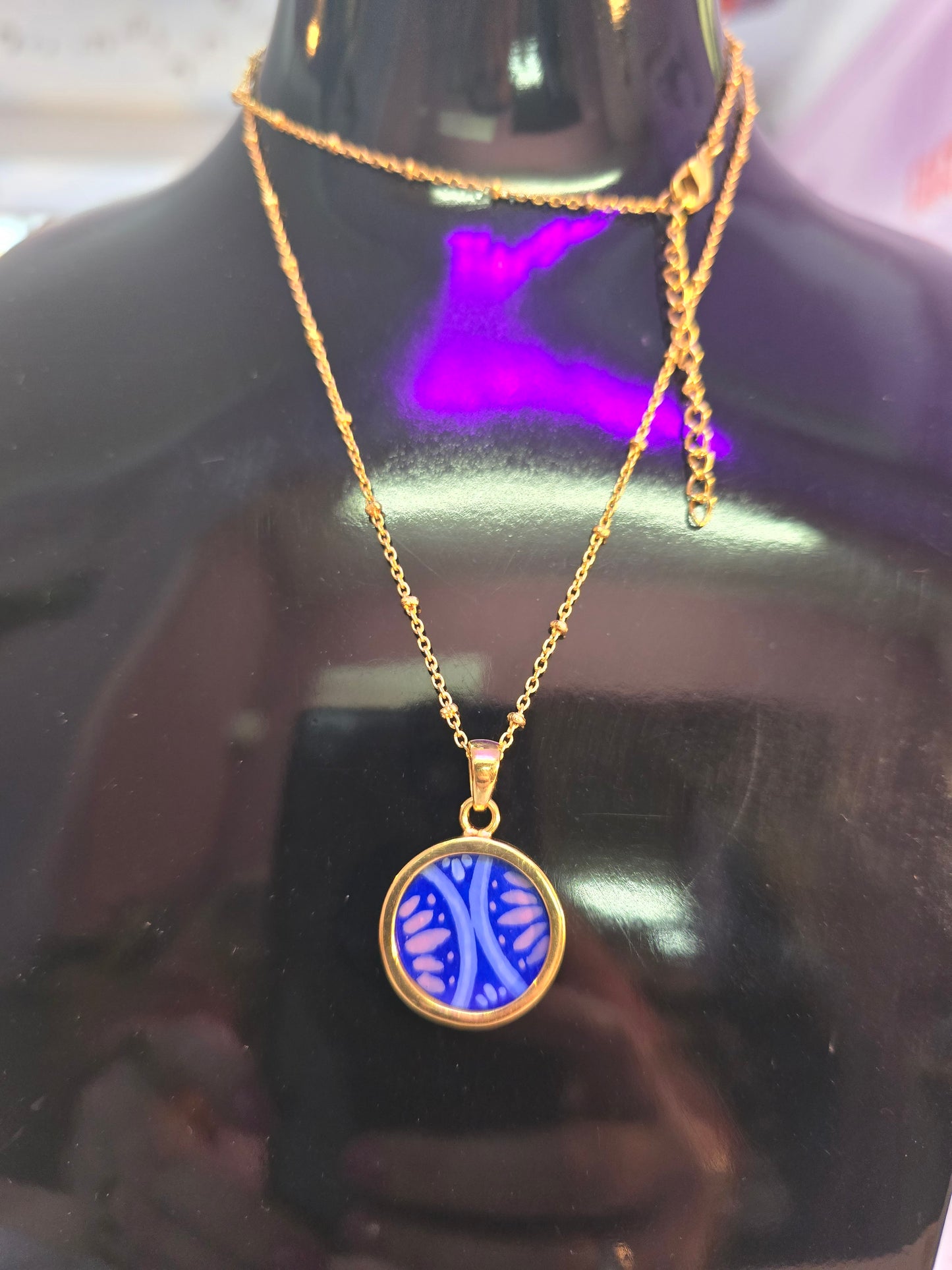 Xo necklace