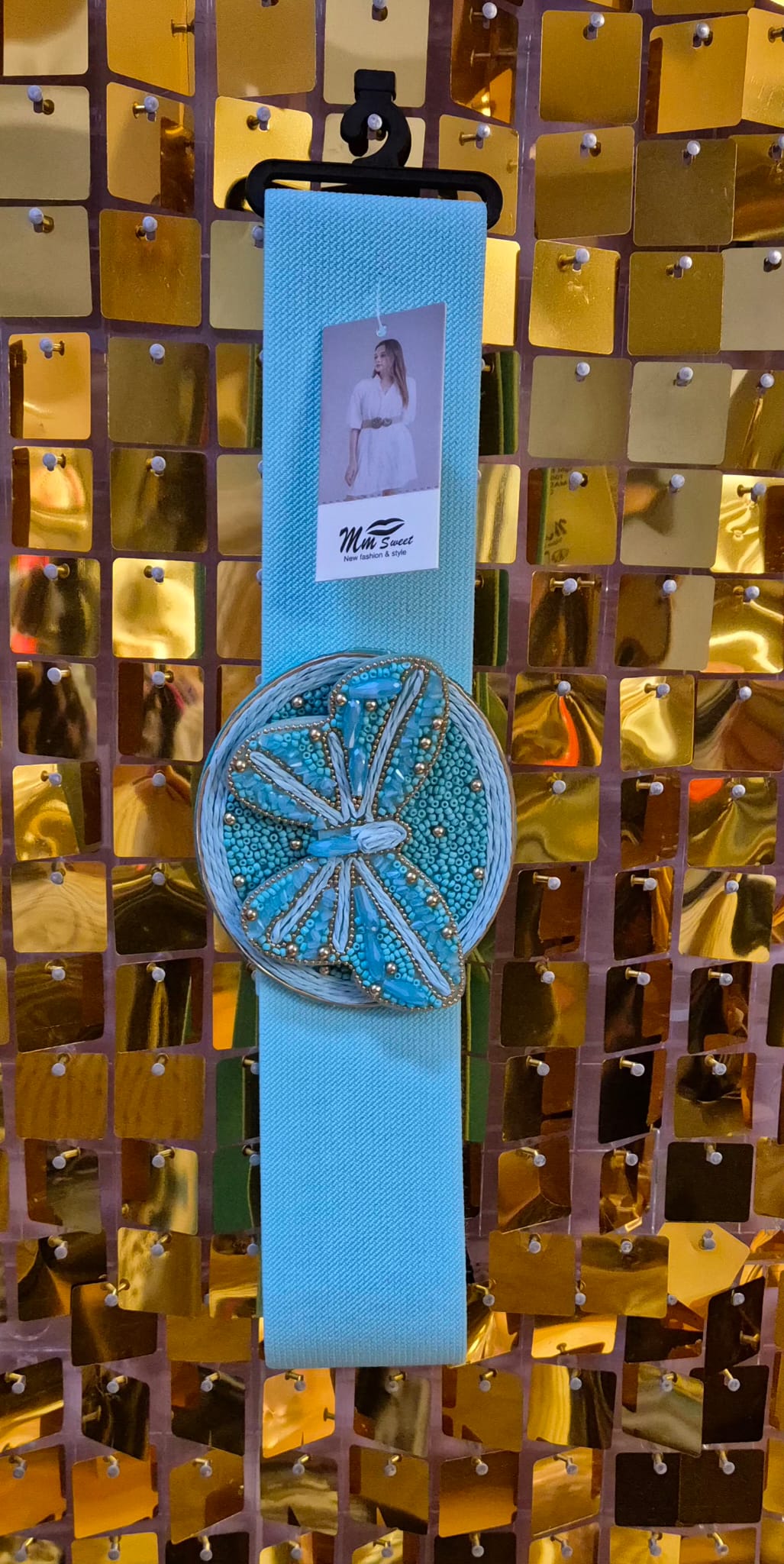 Butterfly stretch belt