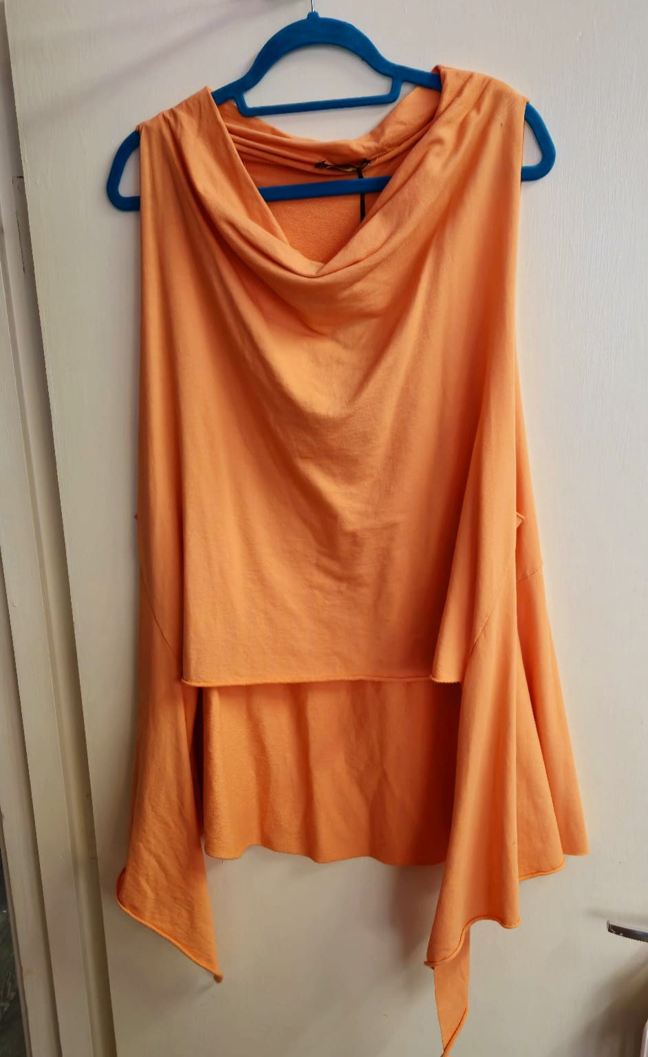 Coral onesize layering top